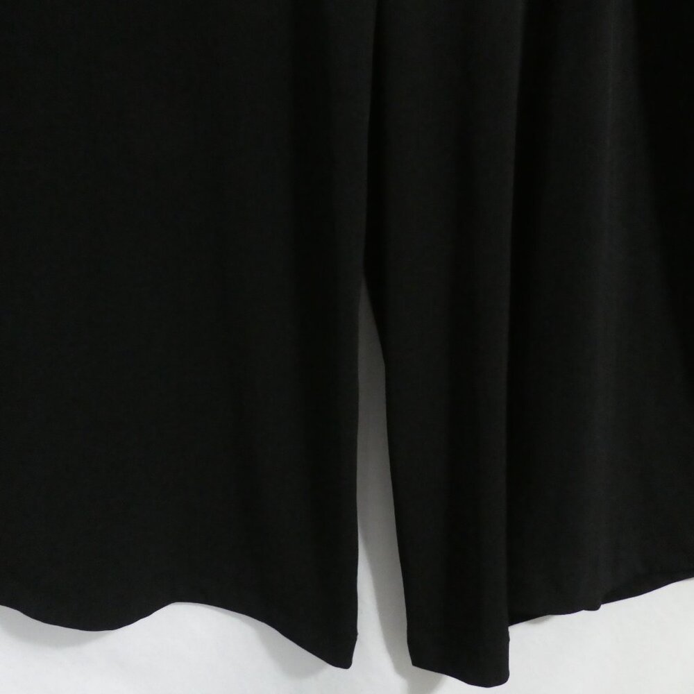AB STUDIO | large | Capri Leggings With Decorative Double String Sides | USA - Picture 14 of 16